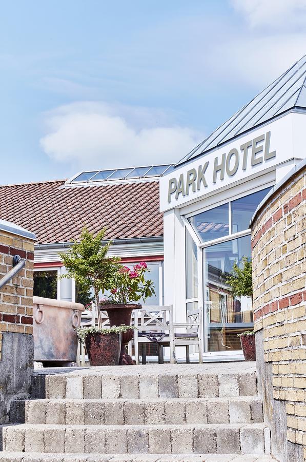Montra Odder Parkhotel Екстериор снимка